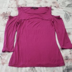 Guess open shoulder magenta top